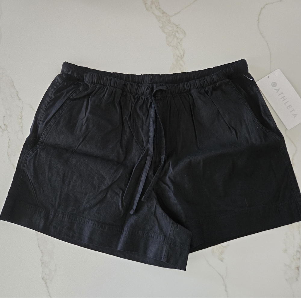 NWT Athleta Paradise Easy Shorts